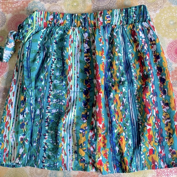 Zac & Rachel Woman’s Wrap Skirt, Shorts, Skorts - Picture 5 of 8